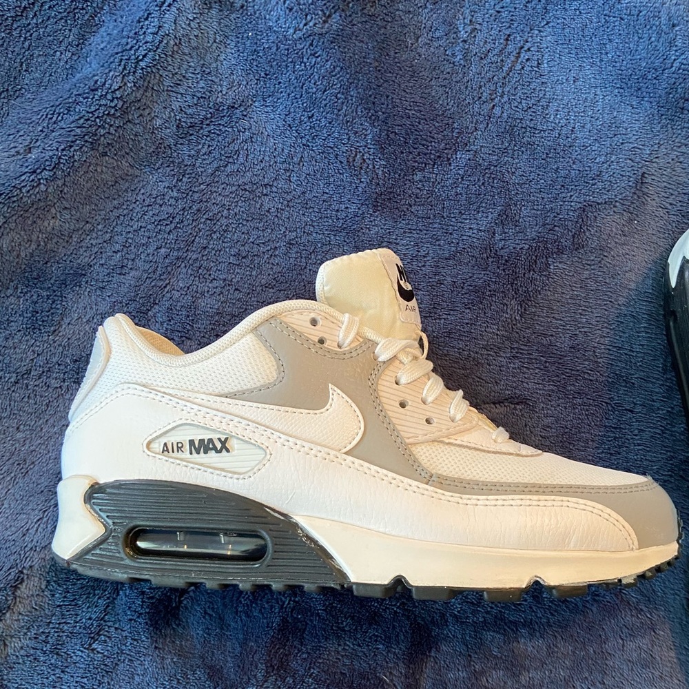Women’s Air Max Nike’s